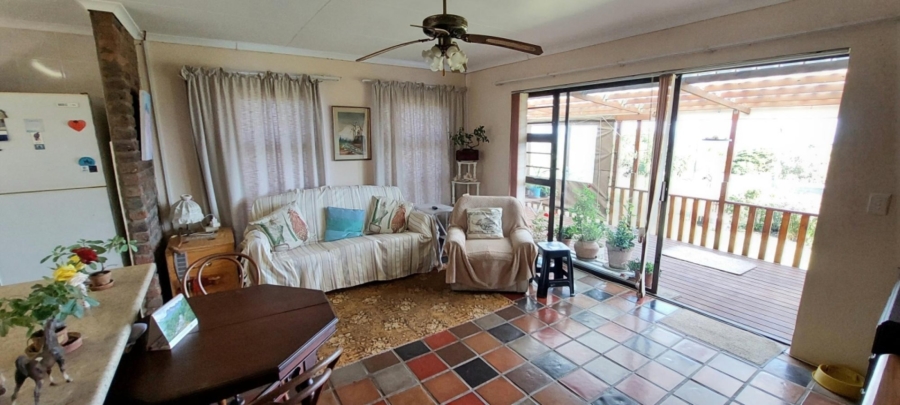 2 Bedroom Property for Sale in Sunrise On Sea Eastern Cape